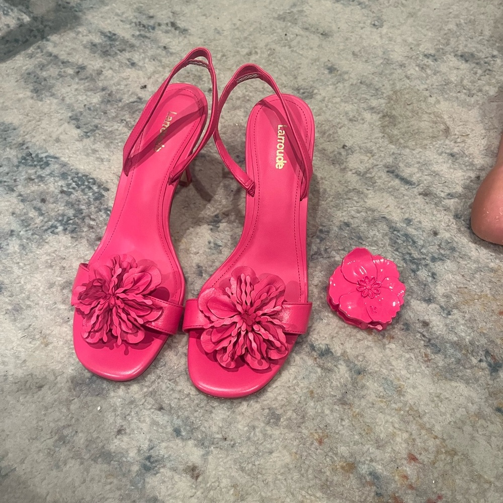 Pink shoes and matching hair clip